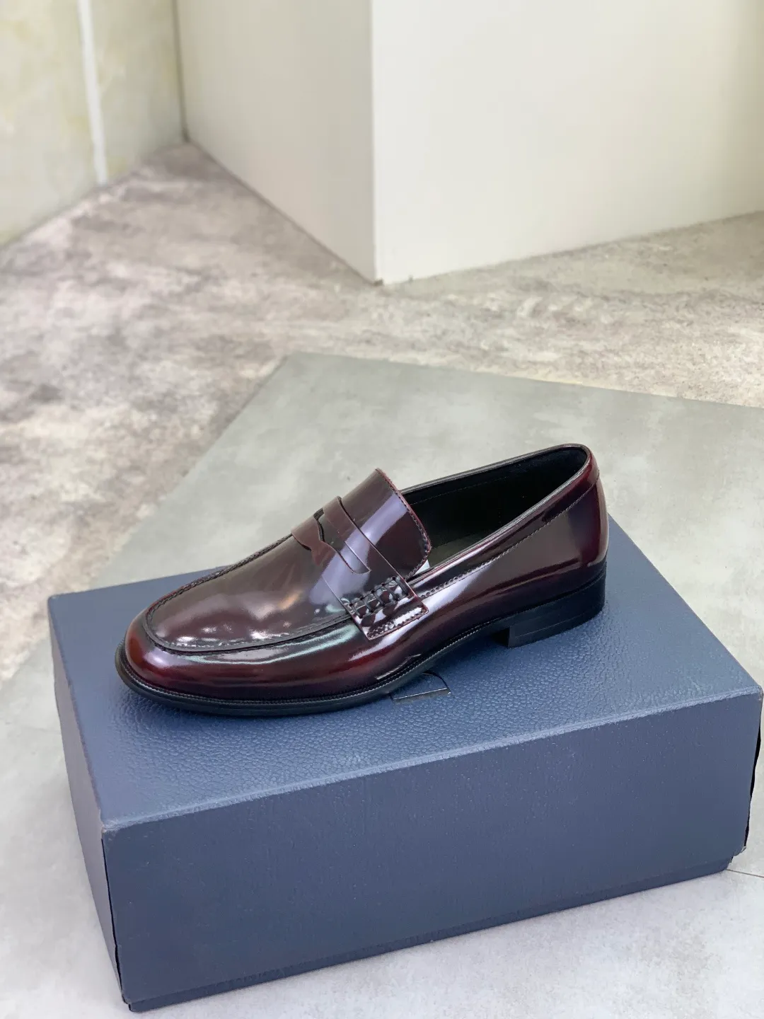 Men's men's shoes 💰P560 new style 💰high version 💎💎💎Dior original version! Top Italian purchasing agent! Men's business casual leather shoes, original imported open-edge beaded calfskin upper, ultimate texture, gentlemanly style, imported water-dyed cowhide inside, top-quality original Italian rubber outsole, first-class workmanship, top quality! Size: 39-44 (45 customized) 3️⃣ colors available
